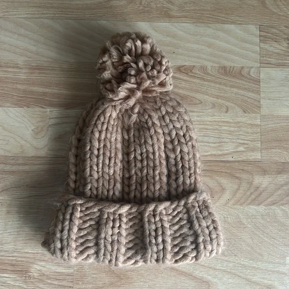 Abercrombie & Fitch | Accessories | Abercrombie Fitch Brown  display picture 2